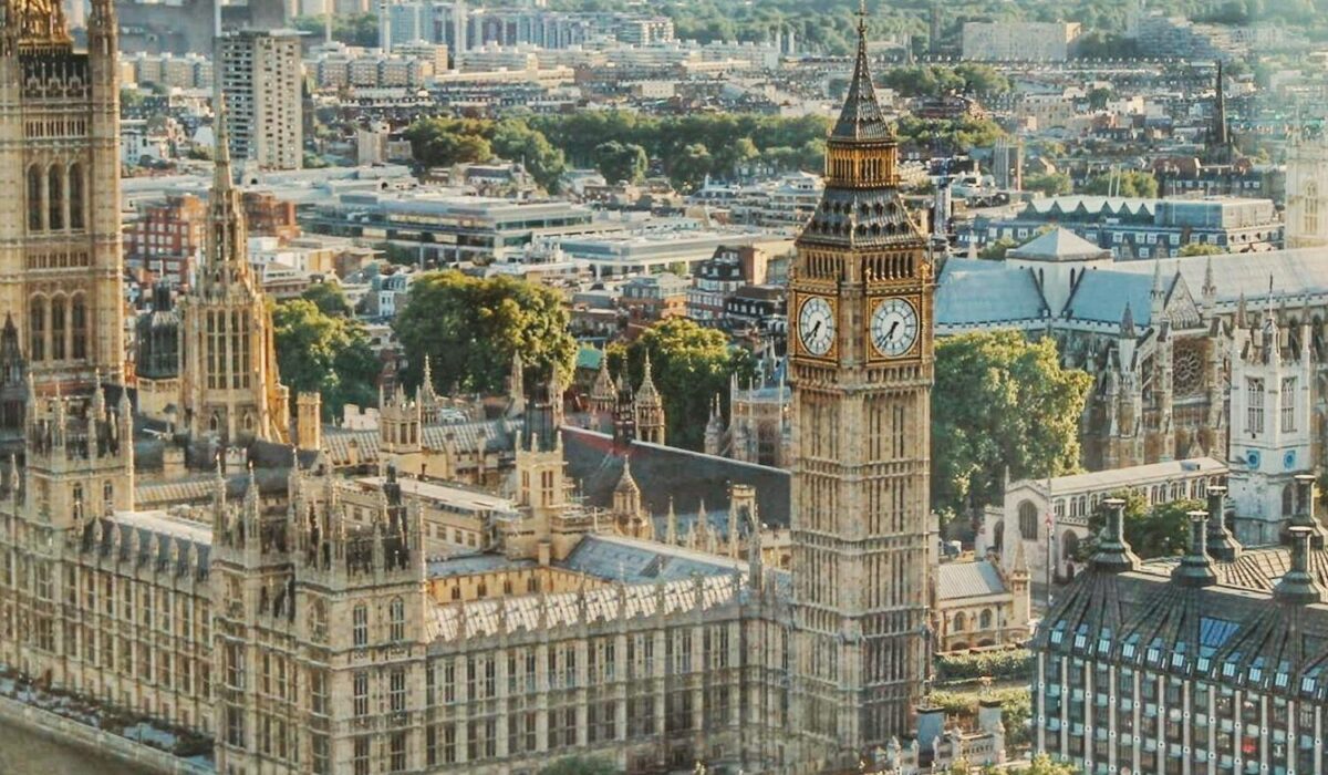 Airport Transfers UK – Exeter, Bristol, Plymouth & Heathrow.